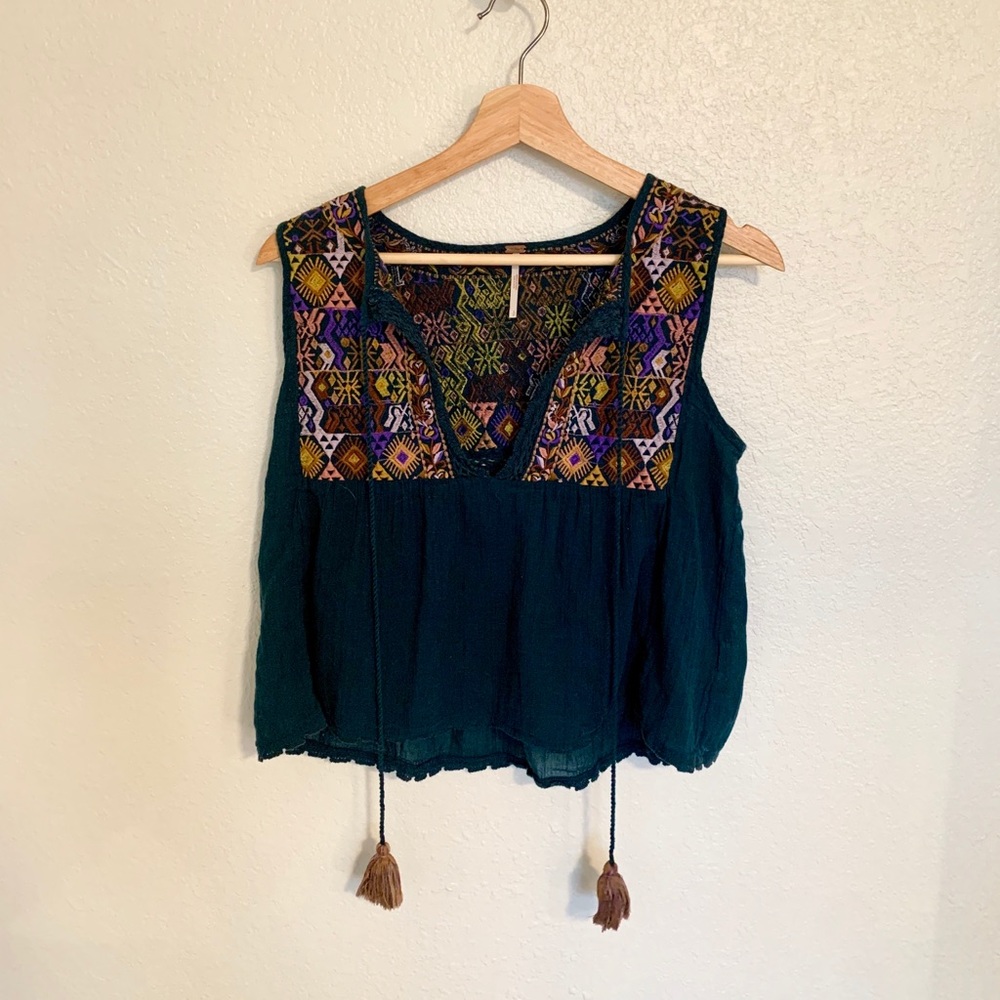 Free People Embroidered Tank Top 🧡💙